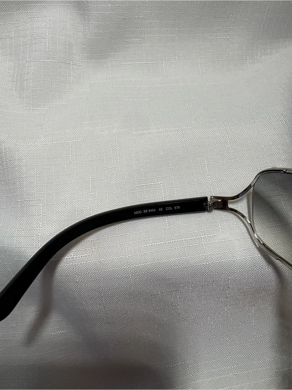 Etro Vintage Designer Sunglasses with Smoke Gradient Lenses - Black Frame